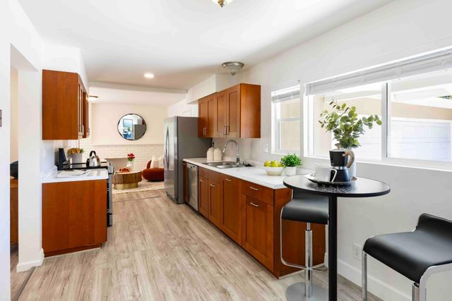 10101 Richwood Drive, Cupertino, CA 95014