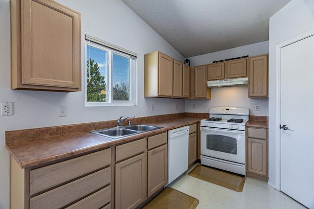 10431 Don Giovanni Place NW, Albuquerque, NM 87114