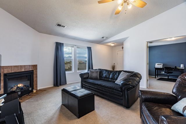 10431 Don Giovanni Place NW, Albuquerque, NM 87114