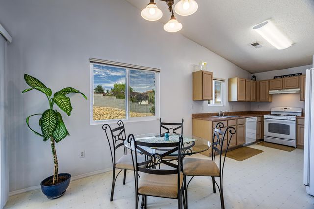 10431 Don Giovanni Place NW, Albuquerque, NM 87114