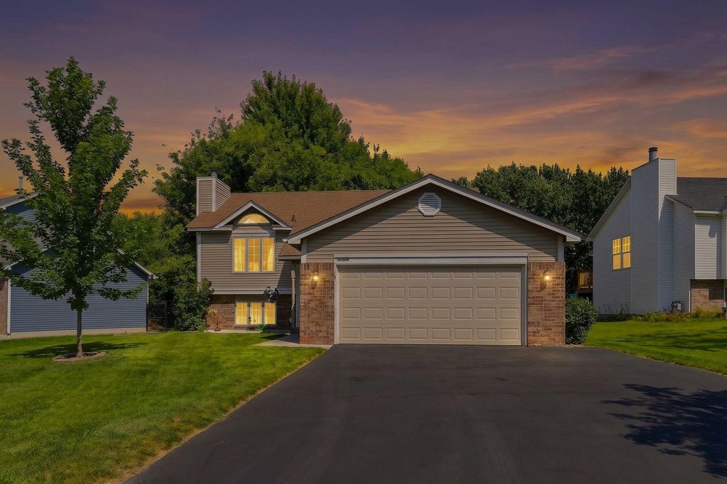 12959 Black Hills Drive, Burnsville, MN 55337 — exterior