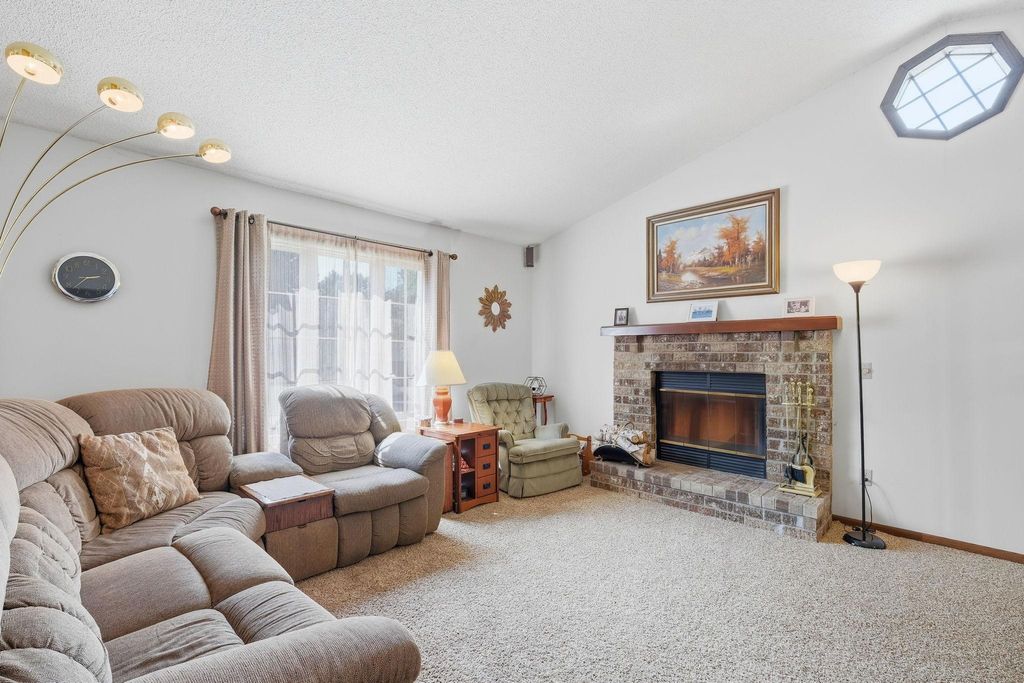 12959 Black Hills Drive, Burnsville, MN 55337 — photo 3