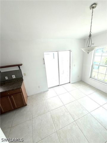 3586 Seagrape AVE, Naples, FL 34104