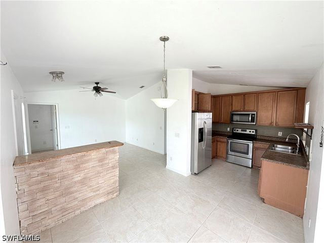 3586 Seagrape AVE, Naples, FL 34104
