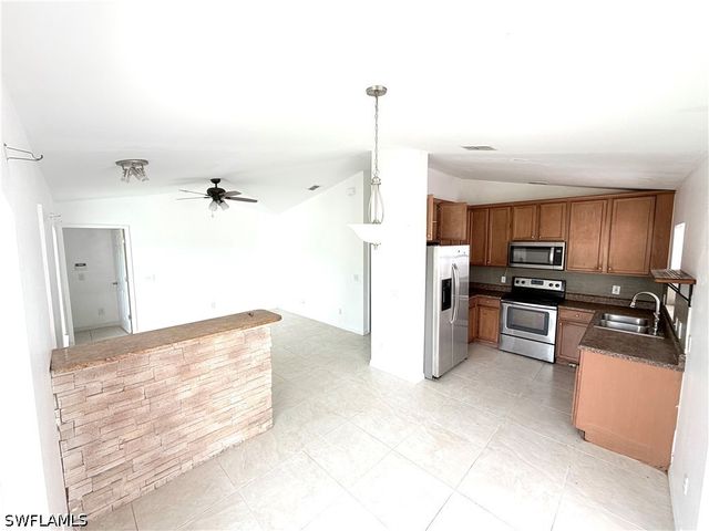 3586 Seagrape AVE, Naples, FL 34104