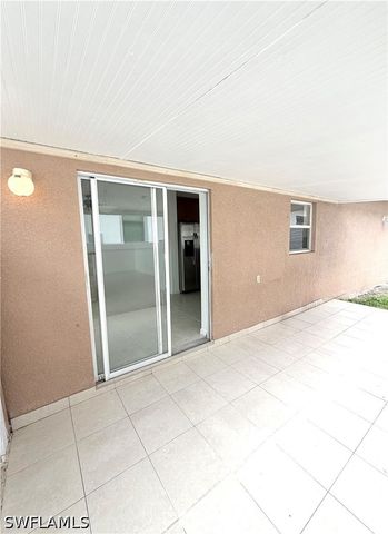 3586 Seagrape AVE, Naples, FL 34104