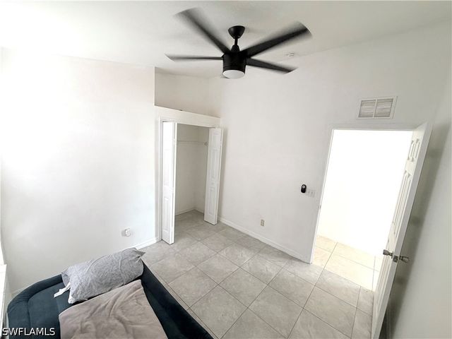 3586 Seagrape AVE, Naples, FL 34104