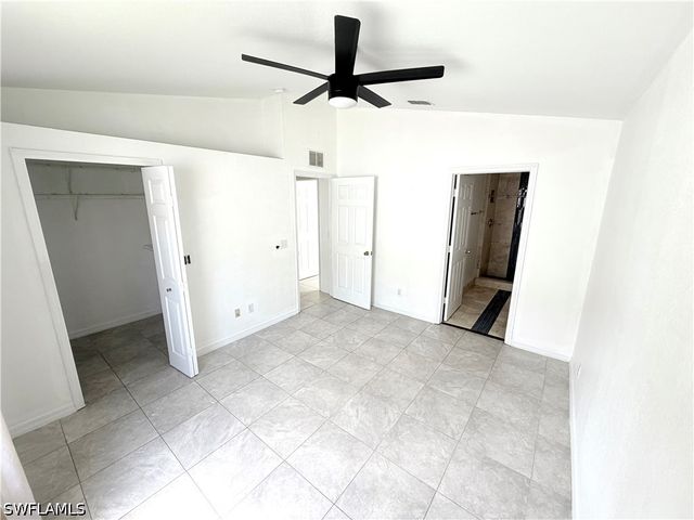 3586 Seagrape AVE, Naples, FL 34104