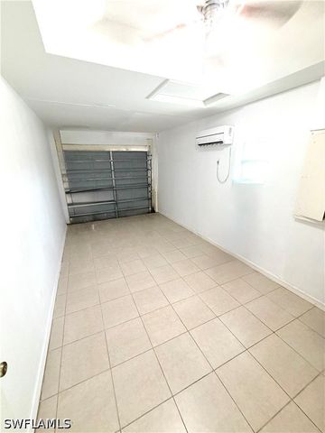 3586 Seagrape AVE, Naples, FL 34104