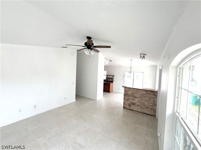 3586 Seagrape AVE, Naples, FL 34104