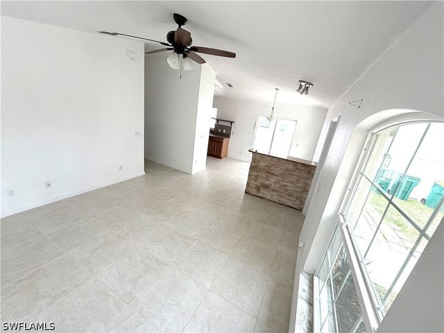 3586 Seagrape AVE, Naples, FL 34104