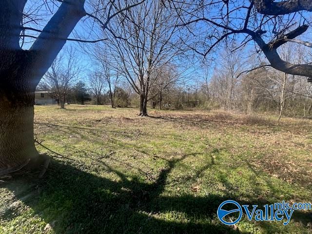 125 Riverdale Drive, Laceys Spring, AL 35754