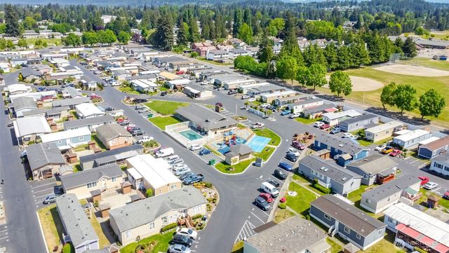210 37th Street SE #139, Auburn, WA 98002