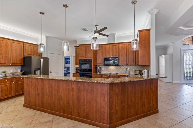 28424 Del Lago WAY, Bonita Springs, FL 34135