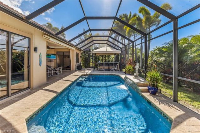 28424 Del Lago WAY, Bonita Springs, FL 34135