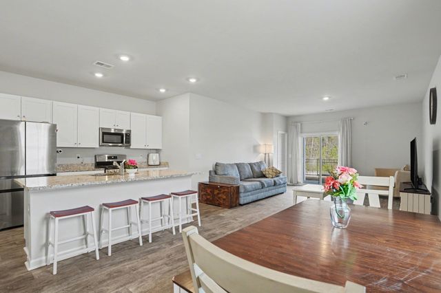 224 Saddle St, Conway, SC 29527