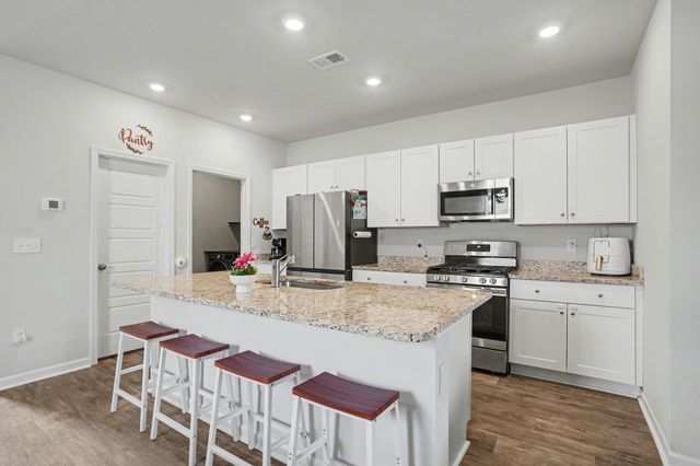 224 Saddle St, Conway, SC 29527