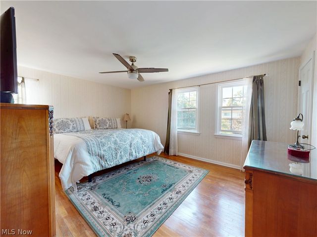 3841 Washington Boulevard, University Heights, OH 44118