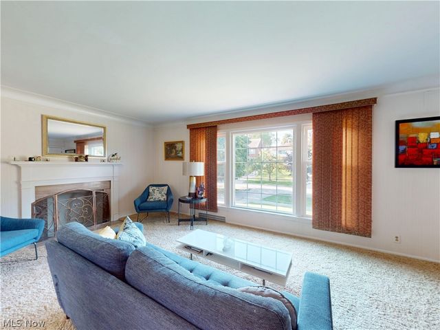 3841 Washington Boulevard, University Heights, OH 44118