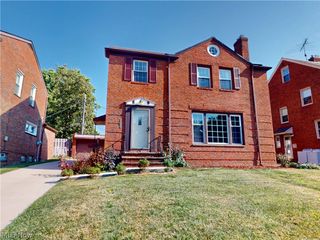 3841 Washington Boulevard, University Heights, OH 44118