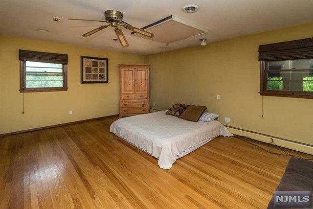 104 Horizon Terrace, Hillsdale, NJ 07642