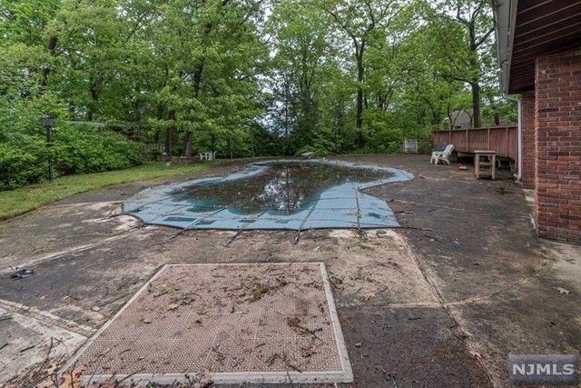 104 Horizon Terrace, Hillsdale, NJ 07642