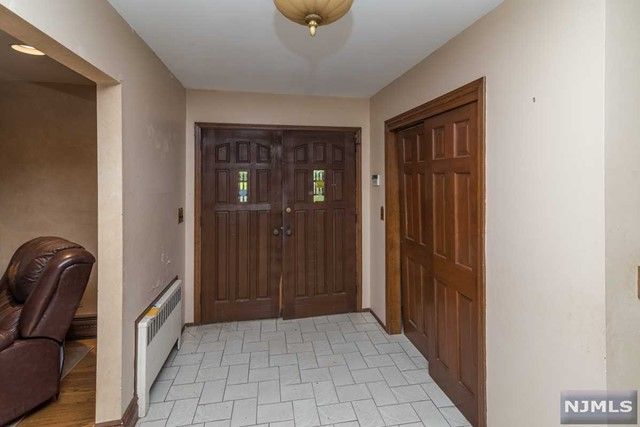 104 Horizon Terrace, Hillsdale, NJ 07642