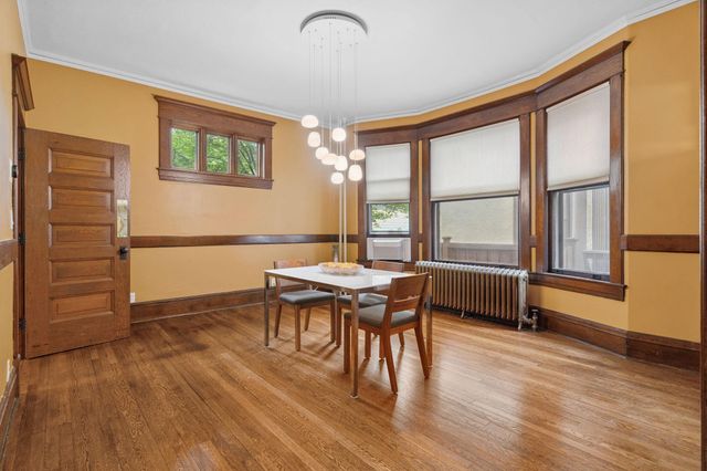 811 Ashland Avenue, Saint Paul, MN 55104