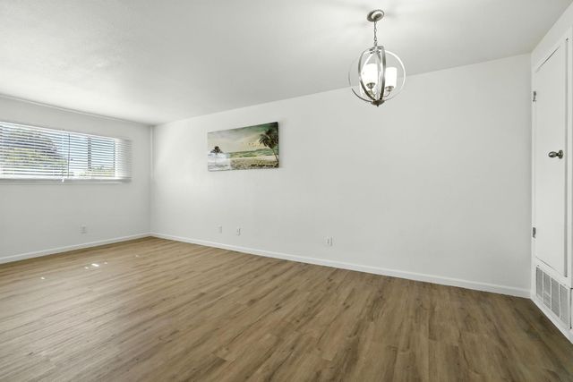 4710 Hayford Way #4, Sacramento, CA 95842