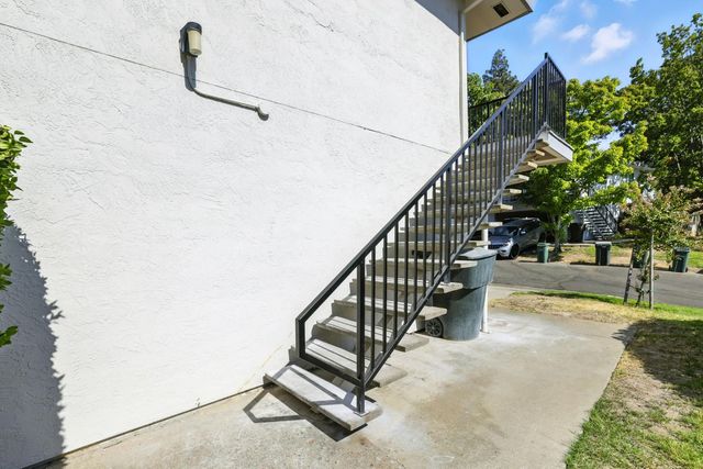 4710 Hayford Way #4, Sacramento, CA 95842