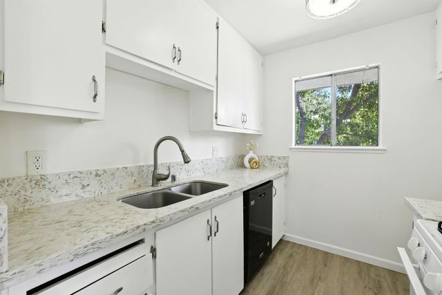 4710 Hayford Way #4, Sacramento, CA 95842