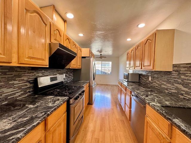 1571 Rebel Way, San Jose, CA 95118