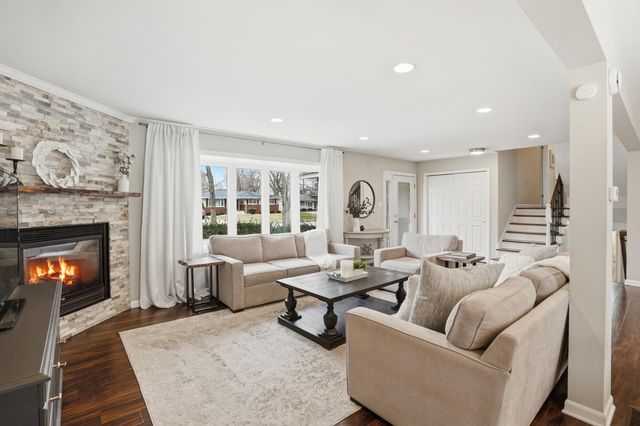 9200 Birch Avenue, Munster, IN 46321