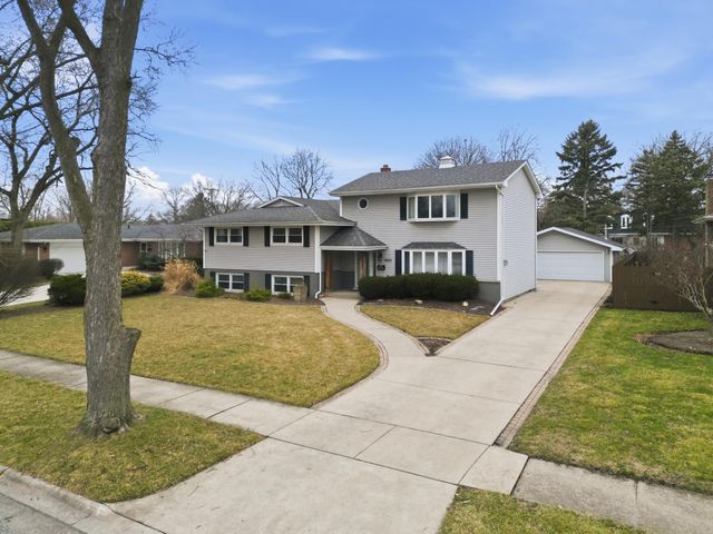 9200 Birch Avenue, Munster, IN 46321