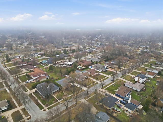 9200 Birch Avenue, Munster, IN 46321