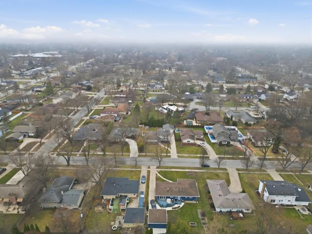 9200 Birch Avenue, Munster, IN 46321