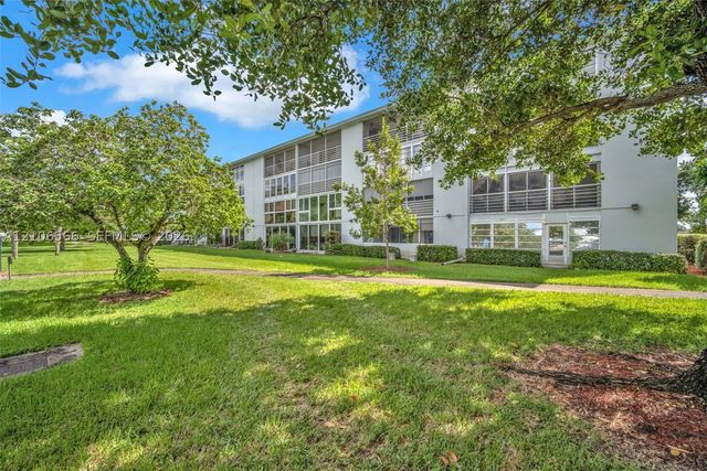 2505 Antigua Ter E4, Coconut Creek, FL 33066