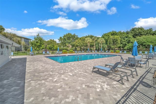 2505 Antigua Ter E4, Coconut Creek, FL 33066