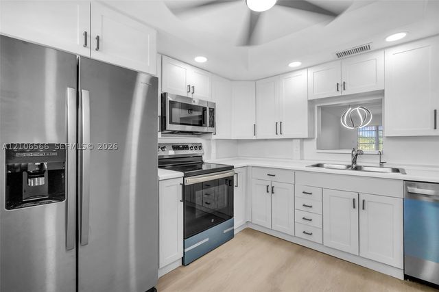 2505 Antigua Ter E4, Coconut Creek, FL 33066