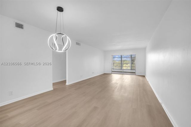 2505 Antigua Ter E4, Coconut Creek, FL 33066