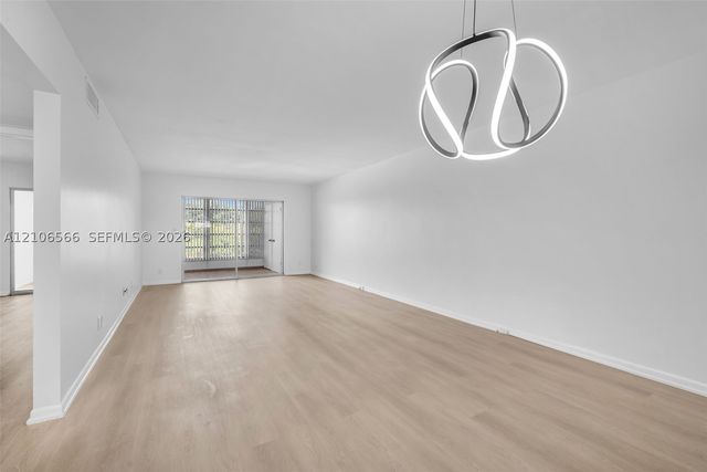 2505 Antigua Ter E4, Coconut Creek, FL 33066