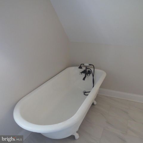 3110 HAMILTON AVE, Baltimore, MD 21214