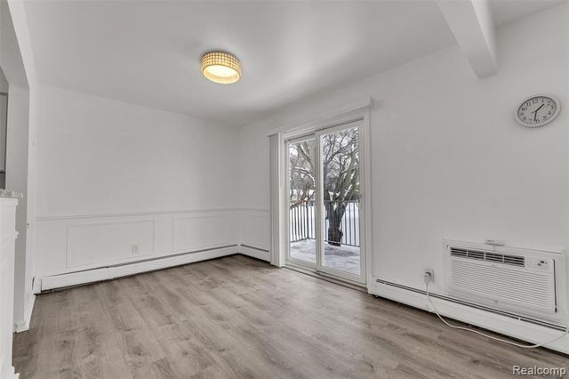 4113 Telegraph Road A214, Bloomfield Hills, MI 48302