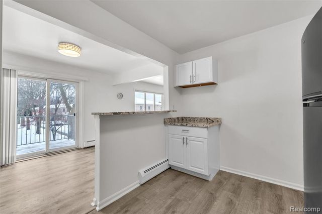 4113 Telegraph Road A214, Bloomfield Hills, MI 48302