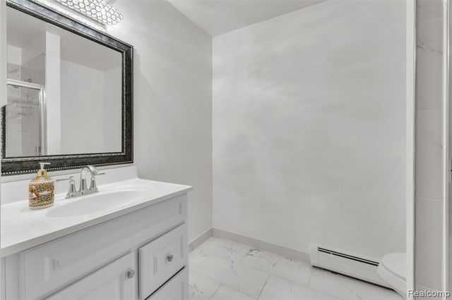 4113 Telegraph Road A214, Bloomfield Hills, MI 48302