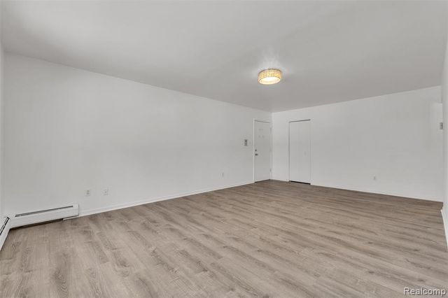 4113 Telegraph Road A214, Bloomfield Hills, MI 48302