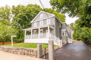 22 Bellevue St 1, Boston, MA 02132