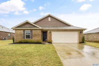 117 Hank Court, Hazel Green, AL 35750