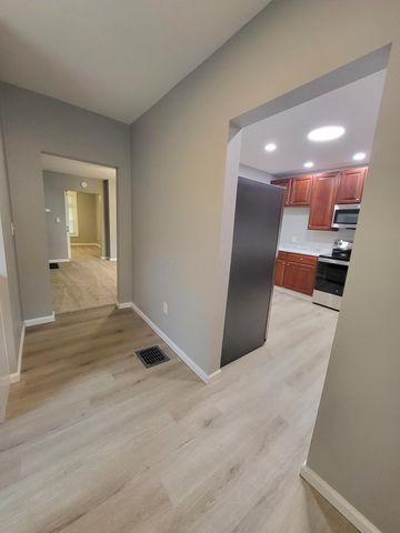 172 S Williams Street, Newark, OH 43055