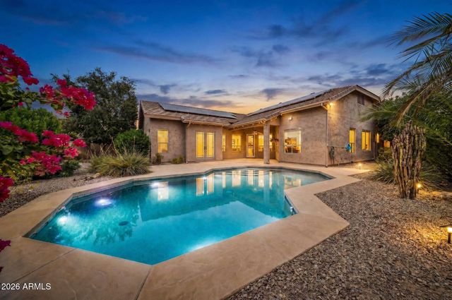 6521 W HILL Lane, Glendale, AZ 85310